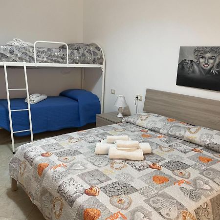 Casa Vacanze Sicily Home Avola Bagian luar foto
